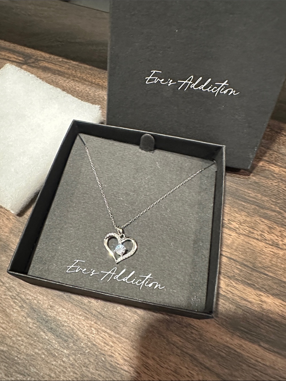 Addiction Silver Heart Pendant Necklace with Clear Stones